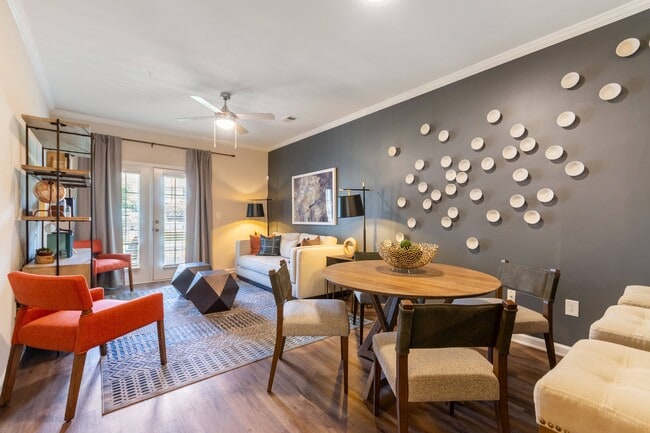 Building Photo - Hawthorne at Horse Pen Creek