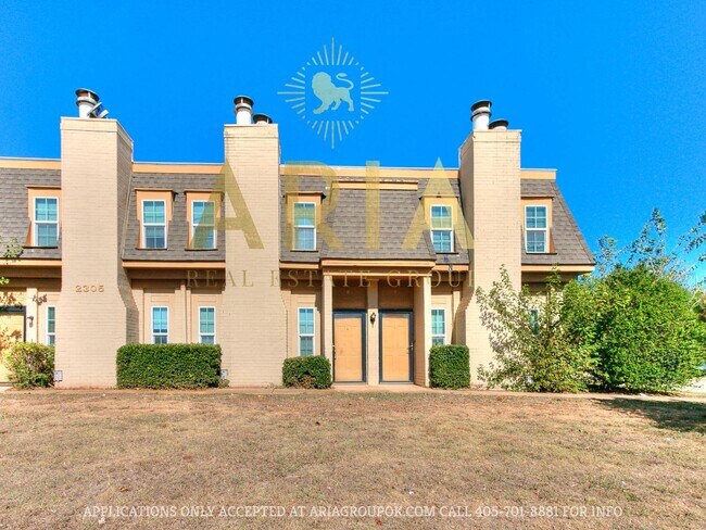 Building Photo - *2305 Beaumont Dr.