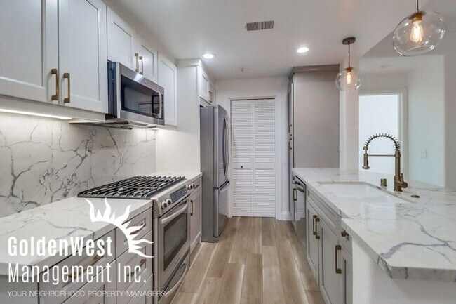 Foto del edificio - Stunning 2Bdm 2Ba Condo in Otay Ranch Neig...