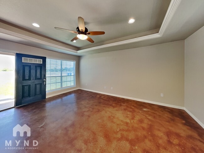 Building Photo - 102 Jolin Ln
