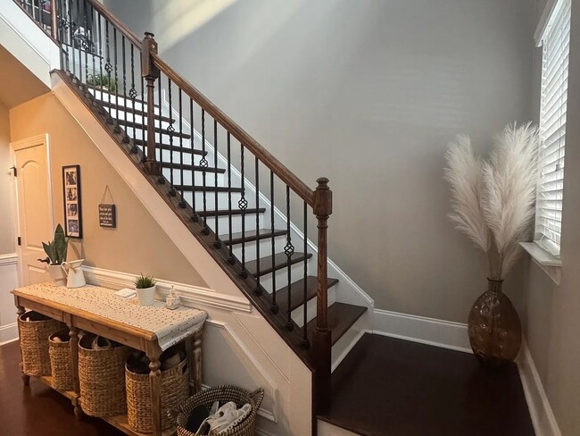 Building Photo - Park South Station Home Available Now!