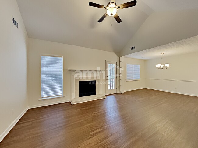 Building Photo - 755 Allens Landing Drive