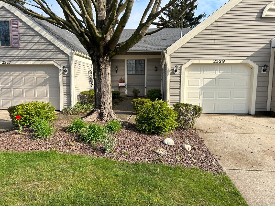 Foto principal - 2529 Bridgeport Ln SE