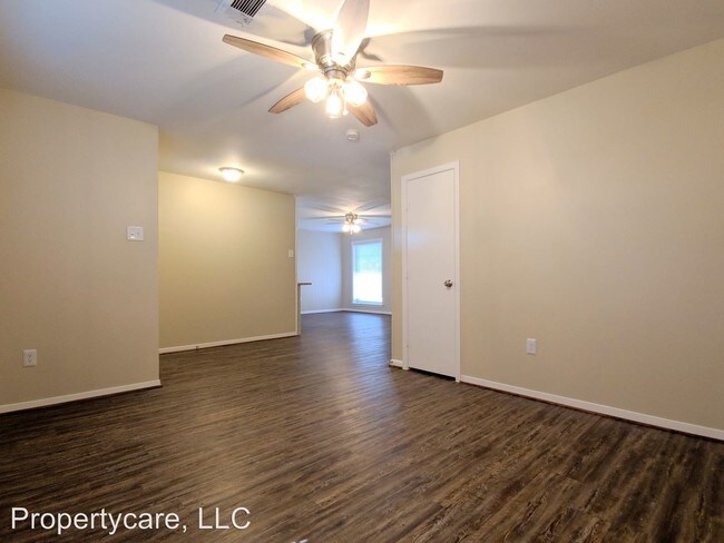 Building Photo - 4 br, 2 bath House - 4805 Crepe Myrtle Ln.