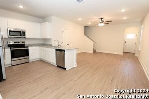 Foto del edificio - 10310 Lynwood Branch