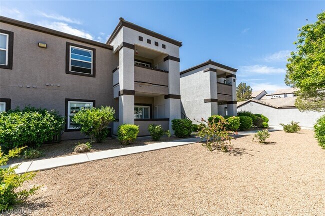 Foto del edificio - 7255 W Sunset Rd