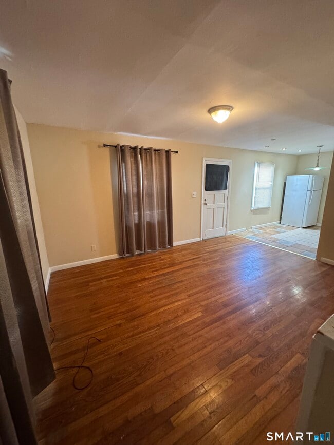 Building Photo - 117 Dupont Pl