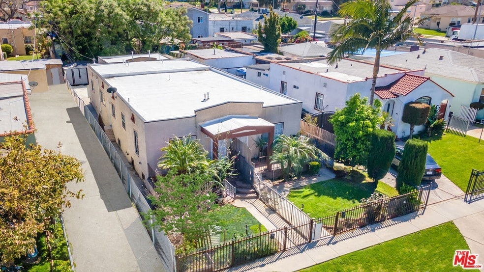 Primary Photo - 642 W 109th Pl