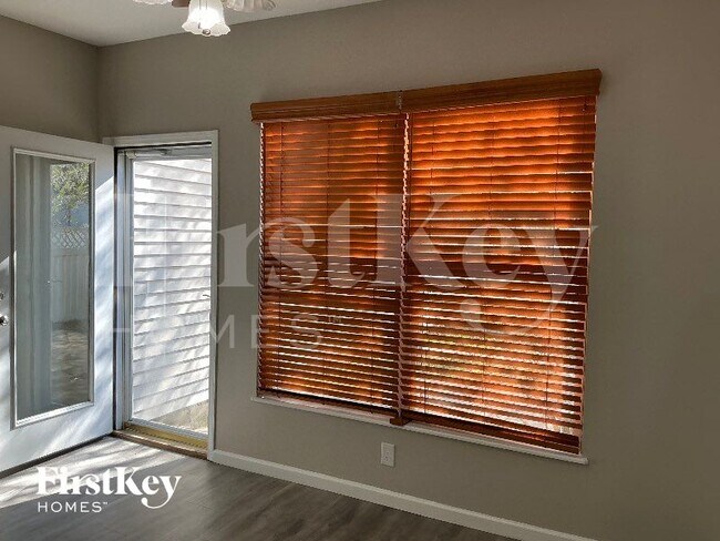 Foto del edificio - 5938 Ruihley Way