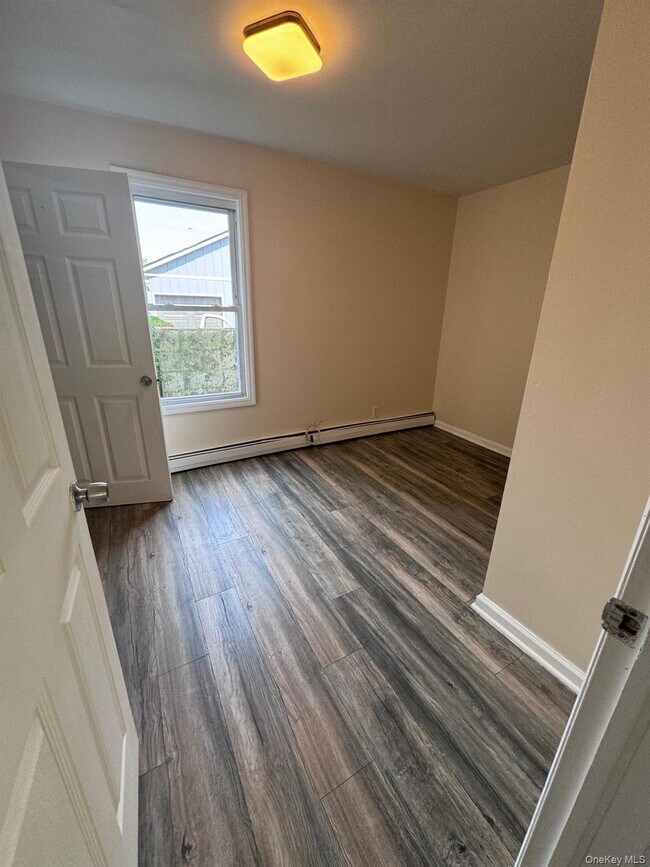 Foto del edificio - 77 Cottage St