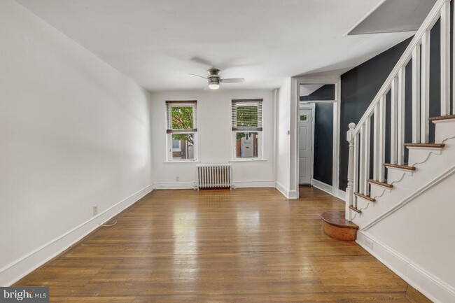 Building Photo - 441 Greenwich St