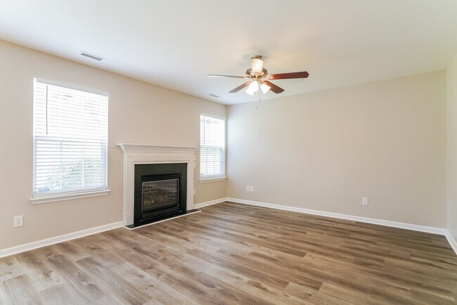 Building Photo - 3928 Tyler Bluff Ln