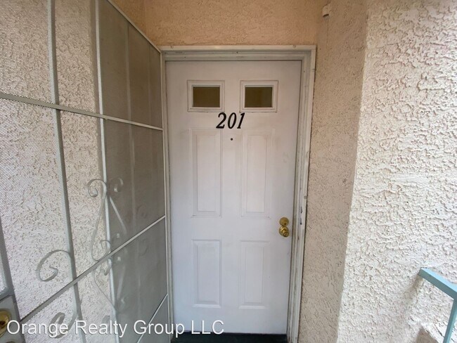 Foto del edificio - 1 br, 1 bath House - 4823 S. Torrey Pines ...