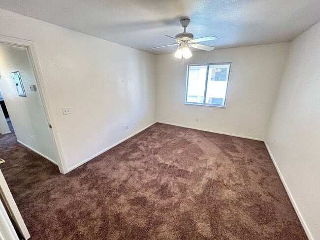 Foto del edificio - Charming 2 Bedroom, 2 Bath Condo nestled i...