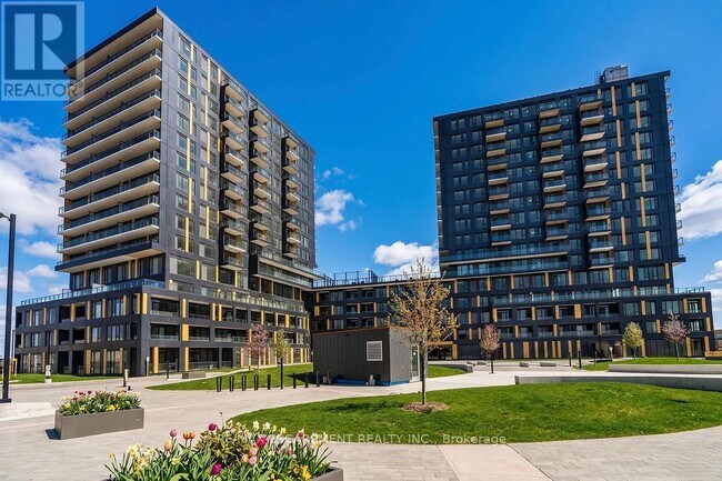 Photo du bâtiment - 4878 Powers Cmn