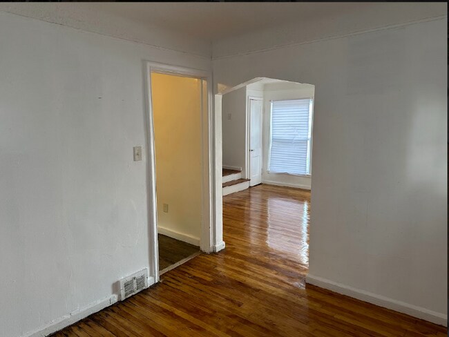 Foto del edificio - 19975 Schaefer Hwy