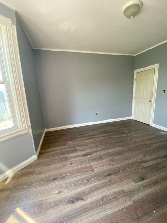 Photo - 16 Mulberry St (Yonkers, NY) Apartment