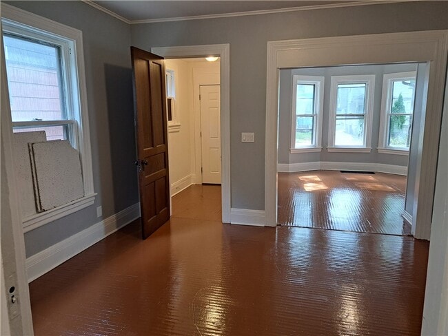 Building Photo - 306 Garson Ave