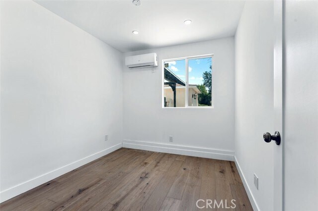 Foto del edificio - 22725 Leonora Dr