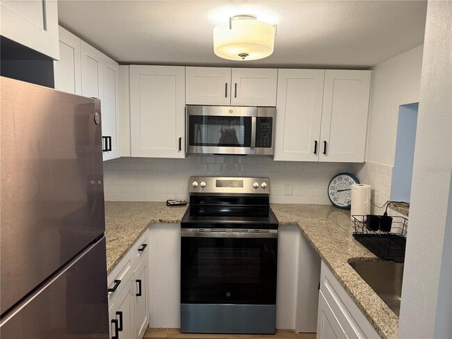 Foto del edificio - 1200 N Shore Dr NE