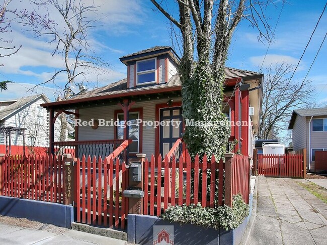 Building Photo - 5022 NE 23rd Ave