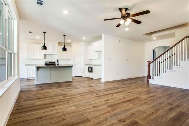 Building Photo - 2405 Donella Dr