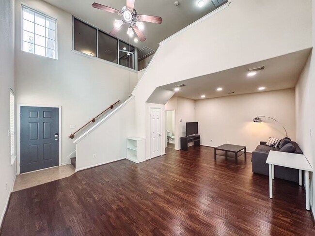 Foto del edificio - 3923 Calgary Cir