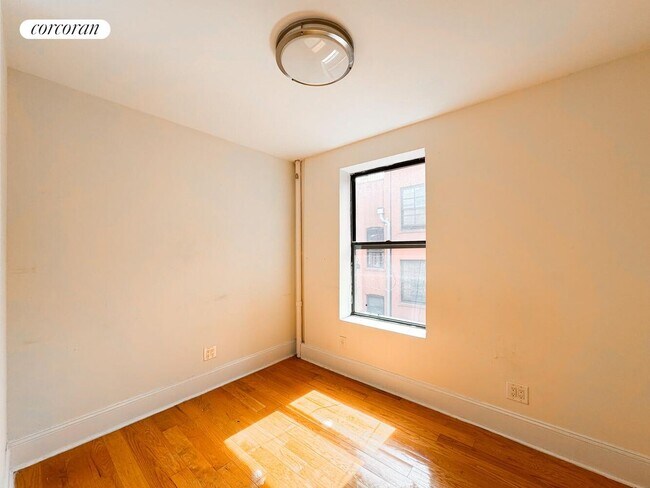 Foto del edificio - 567 W 125th St