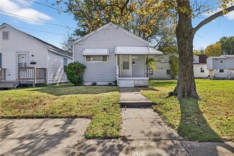 Building Photo - 1128 43rd St