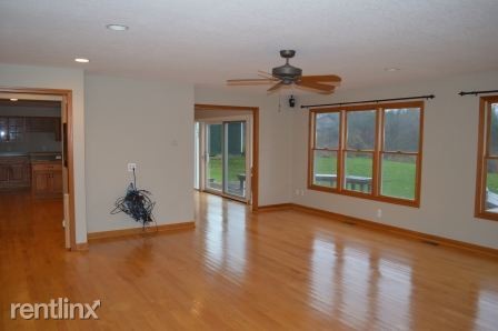 Foto del edificio - 5 br, 2.5 bath House - 7199 Burpee Rd