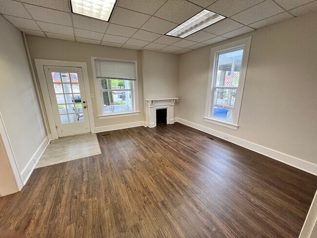 Living Room - 73 E William St