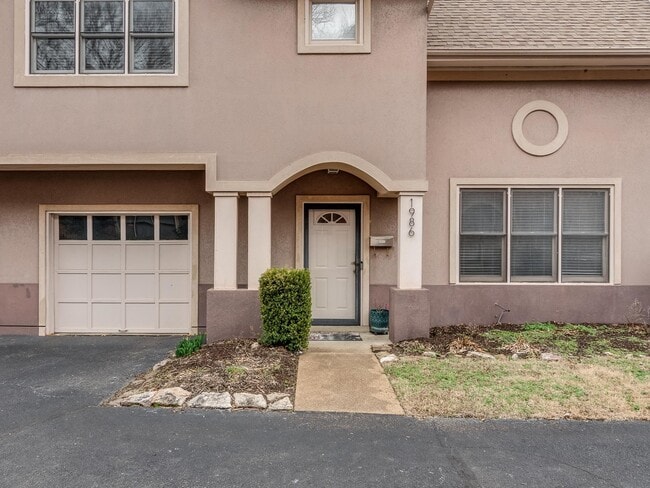 Foto del edificio - 1986 Eastend Dr