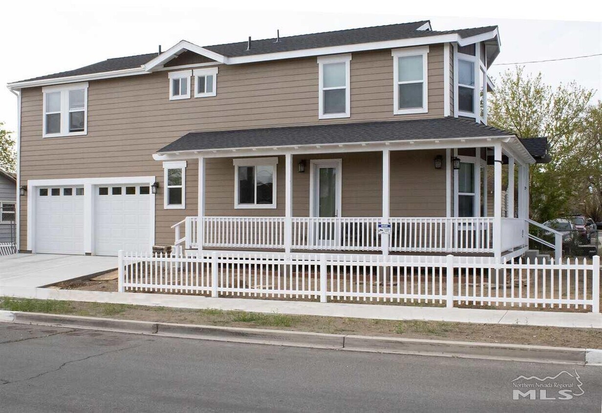 448 14th St, Sparks, NV 89431 House for Rent in Sparks, NV