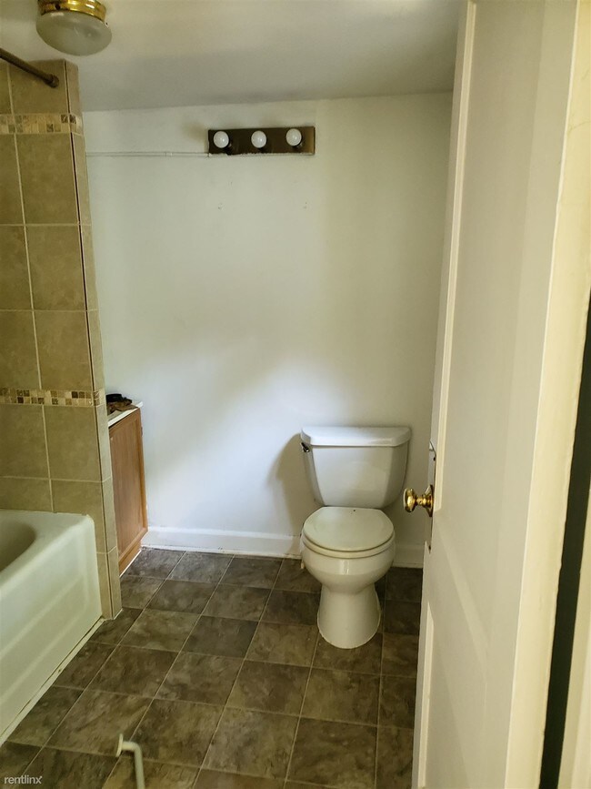 Foto del edificio - 1 br, 1 bath House - 3196 Nordman Rd