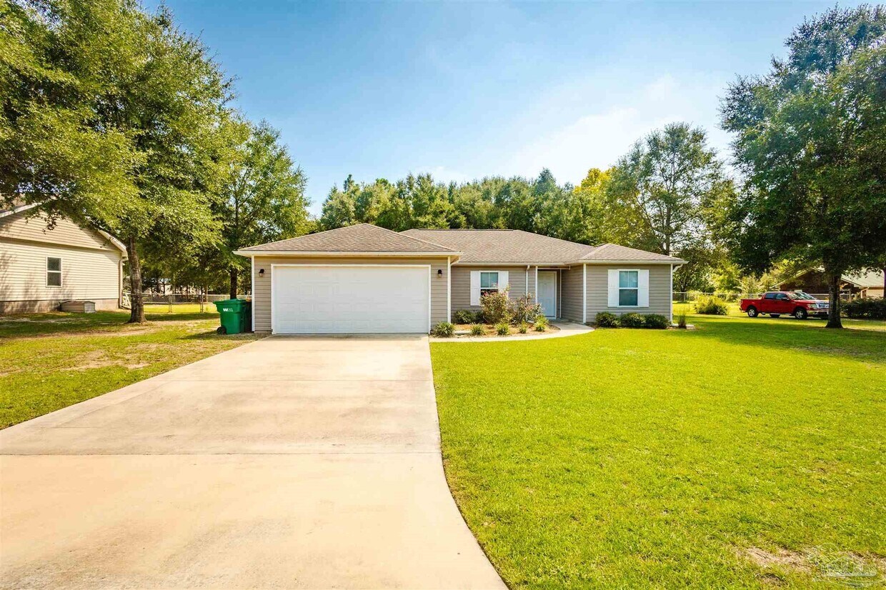 Foto principal - 3328 Broadview Cir