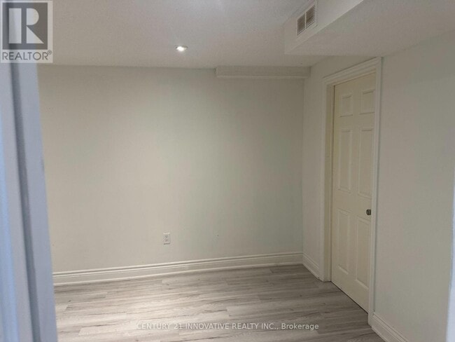 Building Photo - 308 Granby Ct