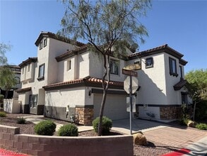 Building Photo - 1088 Moonlit Oasis Ln