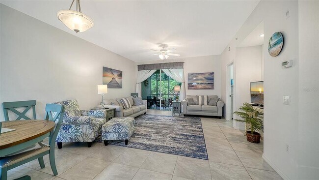 Foto del edificio - 8375 Glenrose Wy
