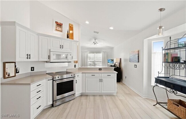 Foto del edificio - 5928 Sand Wedge Ln