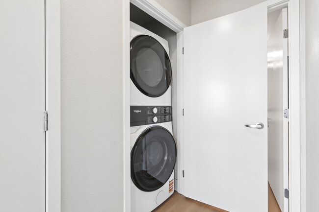 In-unit washer and dryer - Avalon at Mission Bay