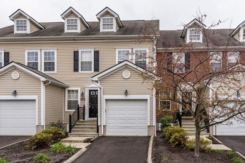 Foto principal - 2687 Sawmill Reserve Dr