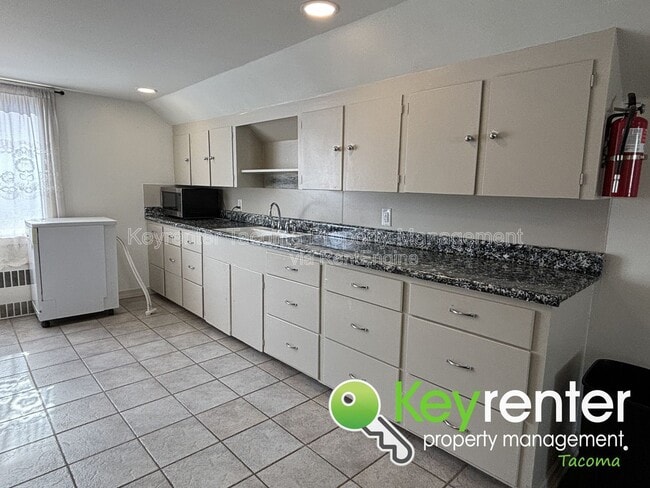 Foto del edificio - 1207 N Oakes St