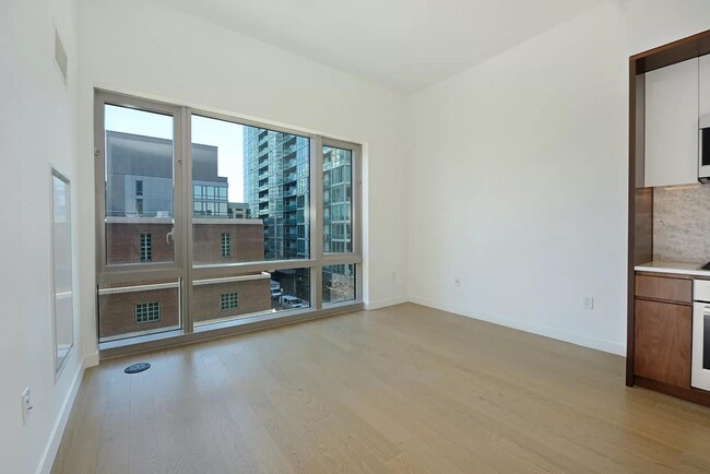 Foto del edificio - 75 Park Ln S