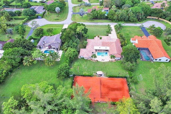 Foto del edificio - 22180 Woodset Ln