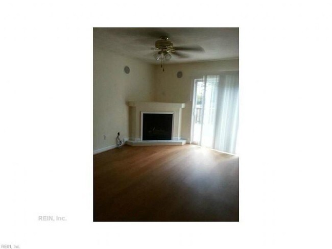 Foto del edificio - 9621 14th Bay St