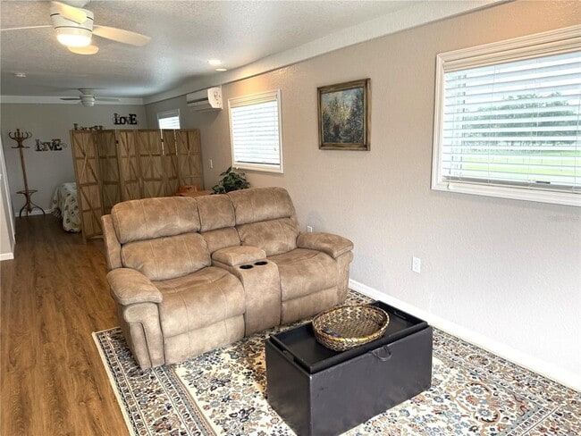 Building Photo - 1470 Nestor Ct