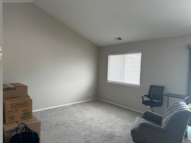 Foto del edificio - 608 Berkley Ct