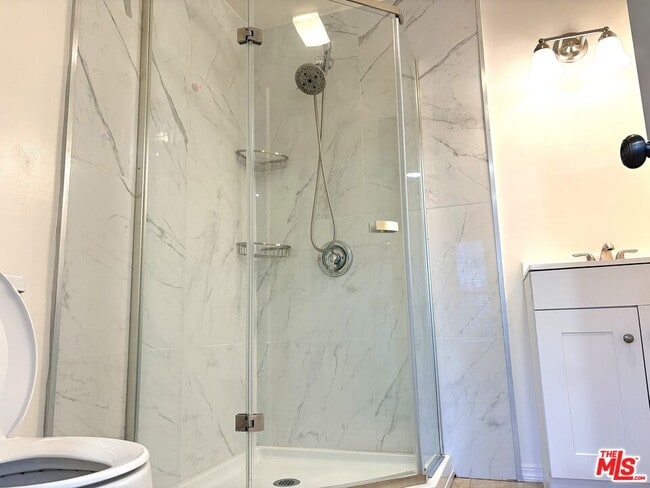 Foto del edificio - 2631-2631 1/2 W 17th St