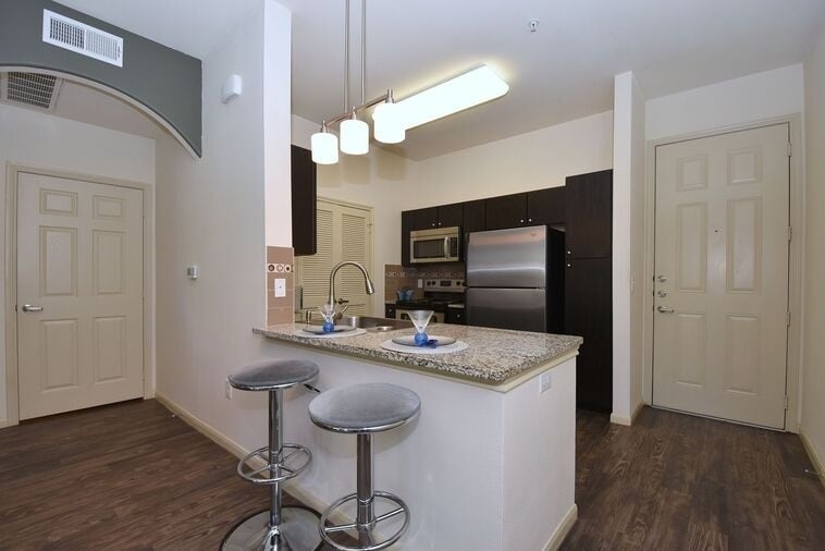 Primary Photo - Convenience Meets Comfort in Houston
