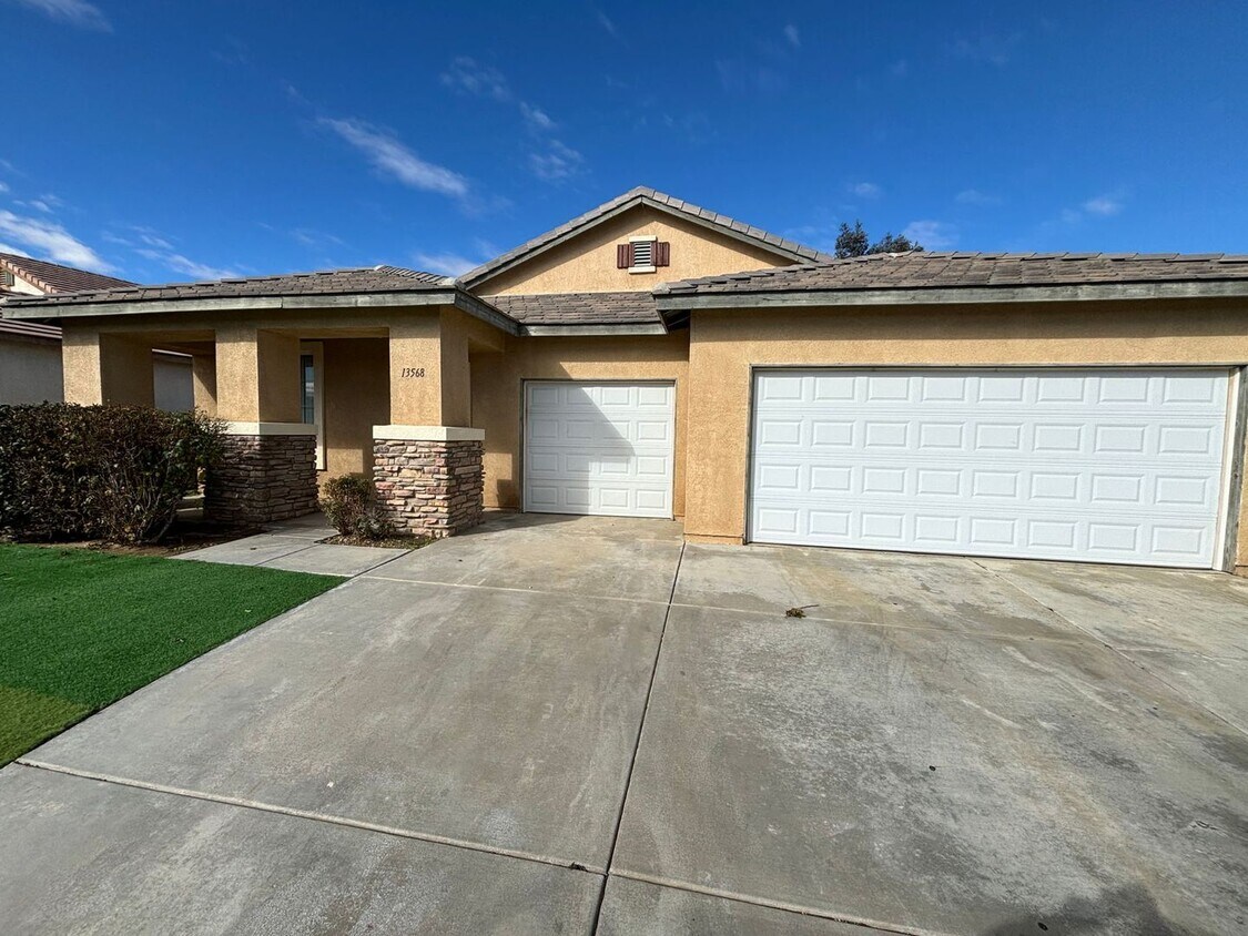 13568 Fern Pine St, Victorville, CA 92392 House Rental in Victorville